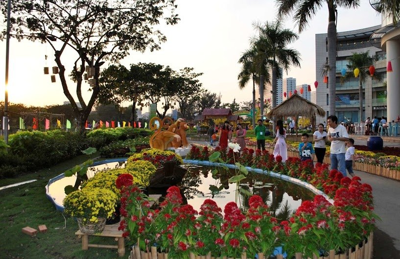 cho-xuan-phu-my-hung-5
