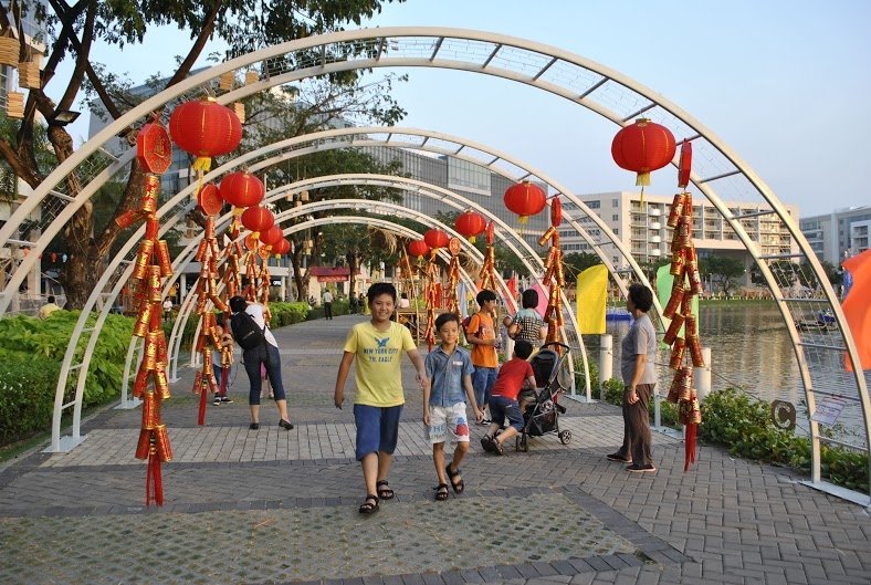 cho-xuan-phu-my-hung-8